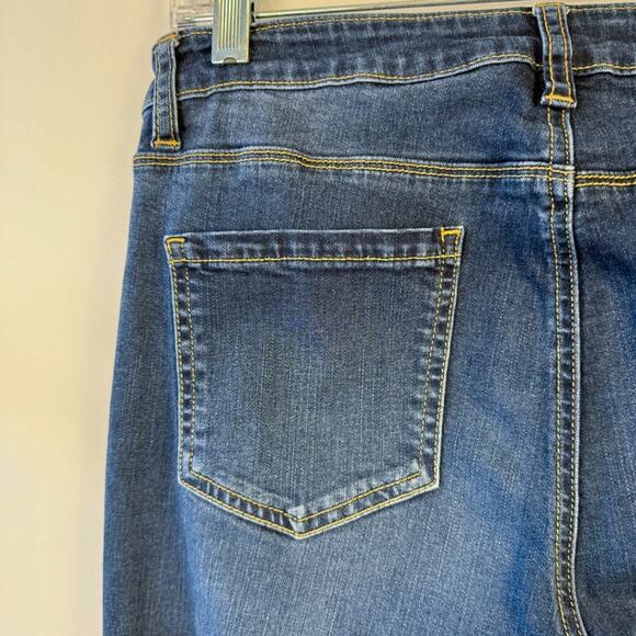 Buffalo David Bitton Size 10/30 Jeans. Excellent pre-owned condition - Picture 5 of 7